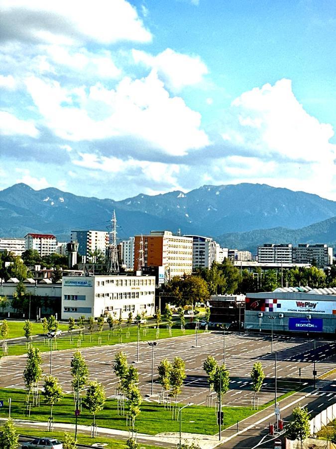 4Friendscoresibrasov Red 外观 照片